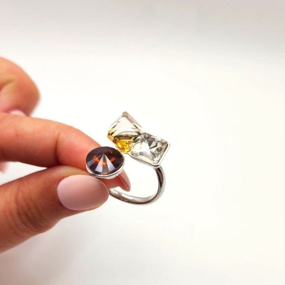 NEW‼️Elegant Ring with Brown and Tan Stones - Picture 7 of 7